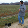 28 décembre 2008 à la Rochefoucauld (Charente), chez mes grands-parents. Lorelei a hâte de découvrir ce nouveau chemin. :)